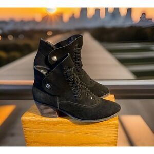 Plume Farylrobin Ankle Boots Suede Leather Black Size 7 Snap Closure